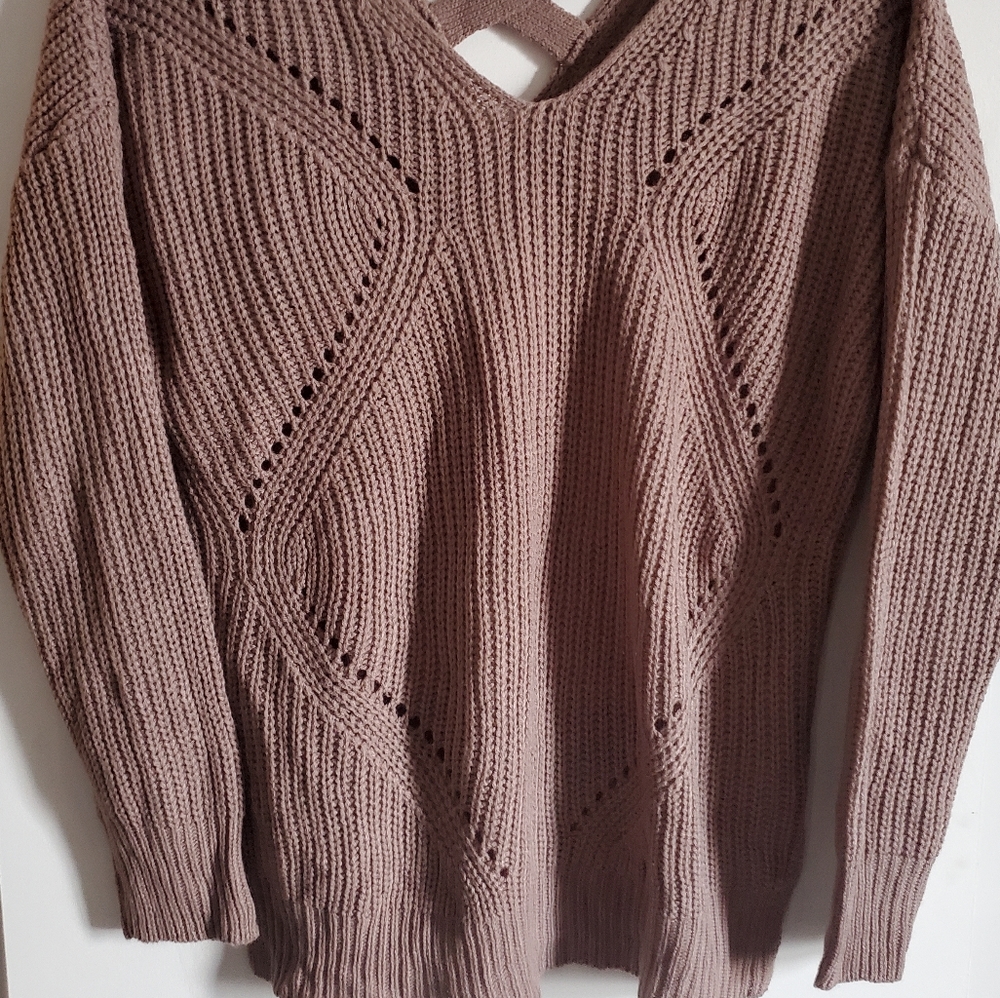 CHARLOTTE RUSSE SWEATER - Picture 5 of 11